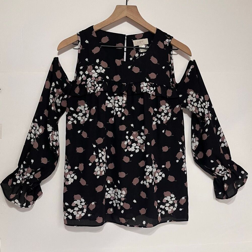 LOFT Outlet Black Floral Cold Shoulder Top   Size S